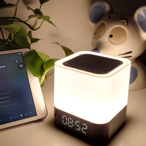 smart bluetooth speaker lamp